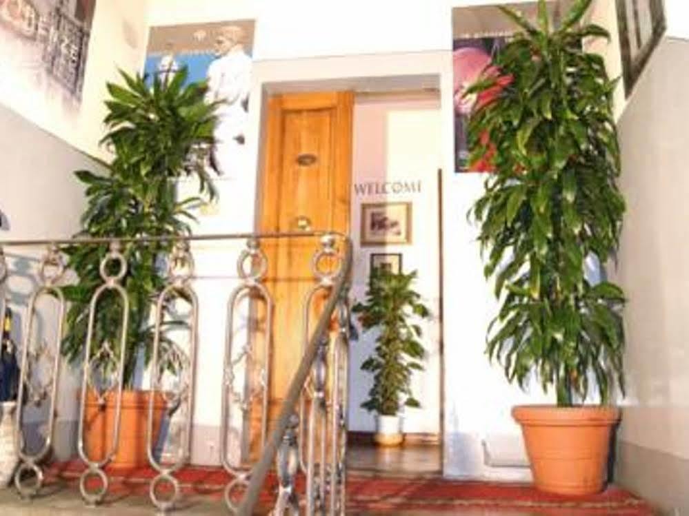 Sogni D'Oro Guest House Florença Exterior foto